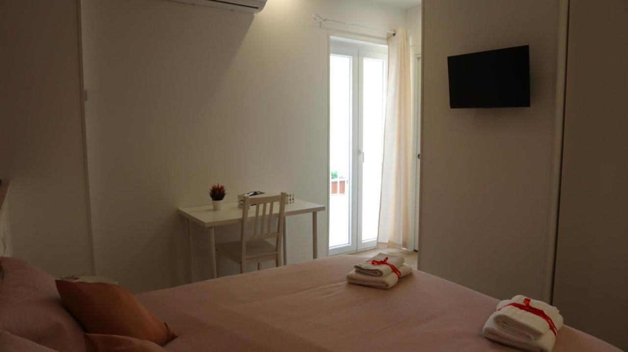 Aura B&B Бари Екстериор снимка