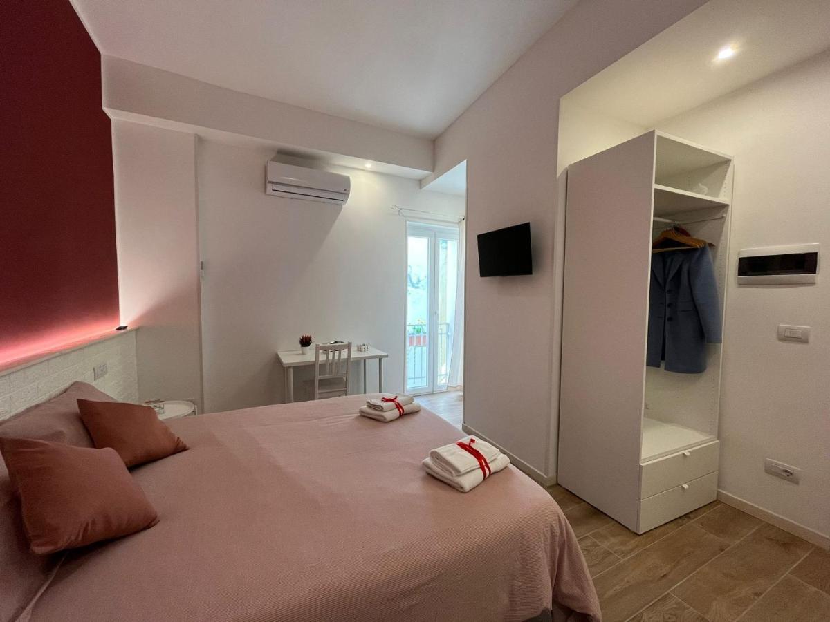 Aura B&B Бари Екстериор снимка